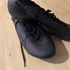 Nike soccer cleats size 9